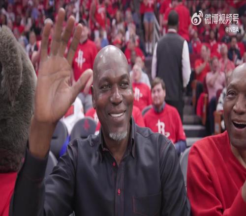 火箭队史第一人!大梦到场助威G7!