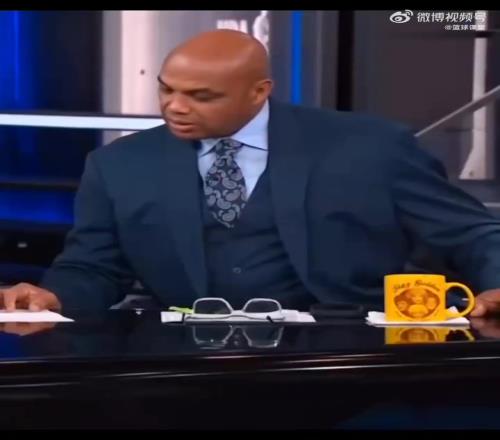 有私心奥尼尔约基奇不是历史前五中锋,我只能把他排第六
