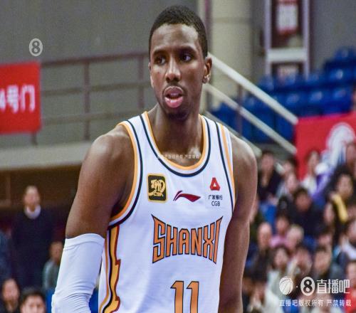 直播吧：山西将对迪亚洛使用优先续约权但他仍在寻找重返NBA机会