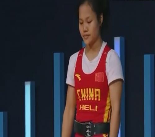 舉重亞錦賽：中國選手趙金紅連續(xù)刷新女子45公斤級抓舉世界紀(jì)錄