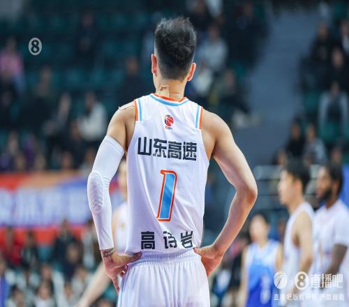 夏曉司：山東高速男籃下周一集結(jié)備戰(zhàn)近期主要以恢復(fù)性訓(xùn)練為主