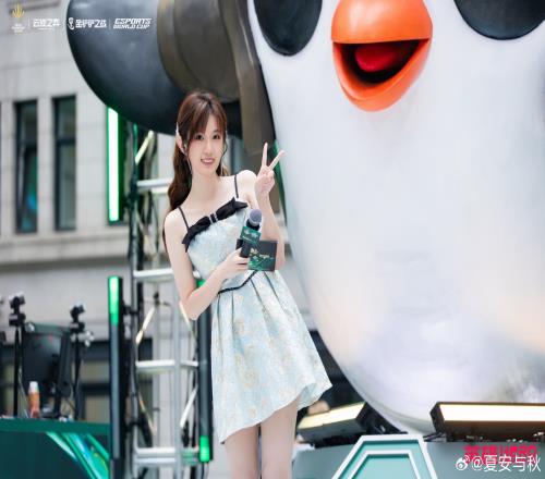 夏安分享近期出差工作美照：你好，在外灘學(xué)云頂?shù)倪@幾天