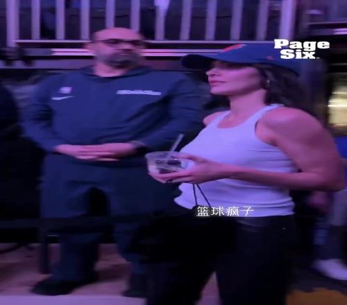 来支持谁啊肯豆和小金妹凯莉詹娜现身纽约观看尼凯G4