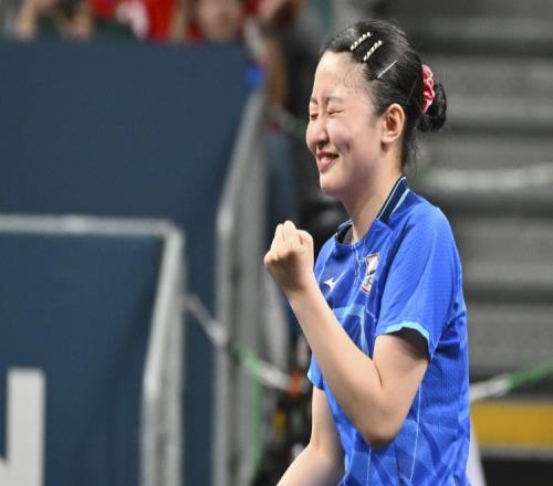 并不轻松！日本选手张本美和4比1击败佩索茨卡，晋级世乒赛第二轮