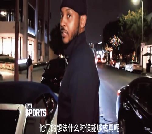 令人心酸！幾年前安東尼無球可打時，在街頭被球迷問：今年會回來嗎