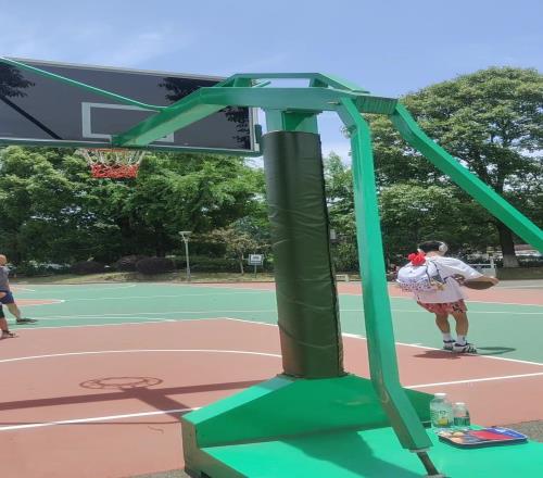 野球場這樣的，在你們那邊叫什么