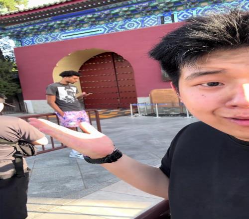 不是,文班亚马这么低调吗