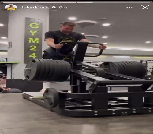 77开启休赛期特训!下赛季联盟将会有两个库里嘛!!