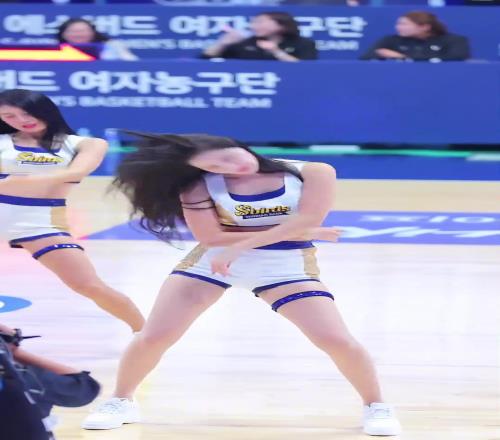 太离谱了!几乎是完美女人!