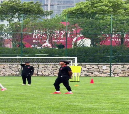 5勝1平！徐正源獲得2025年4月中超最佳教練