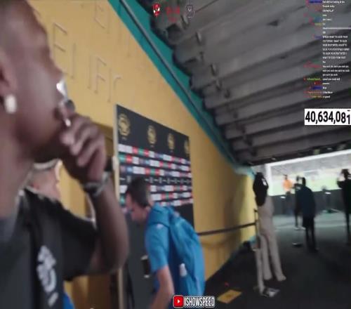 甲亢哥在球门后现场观看了迈阿密门将扑点瞬间,这座位多少钱