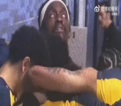 步行者领先24分!看来西亚卡姆赛前是请神成功了