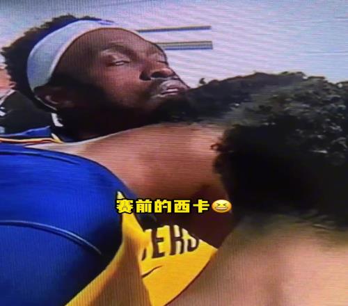 难怪打那么好,西卡疑似赛前请神