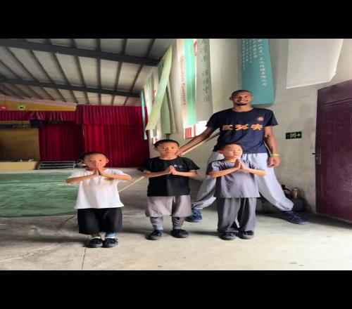 少林寺童子功震驚文班！小孩哥半年后：不知我?guī)煹躈BA打怎樣了