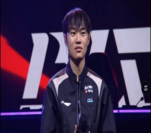Knight：我覺(jué)得北川非常有潛力，就缺大賽經(jīng)驗(yàn)，就一步一步陪他打