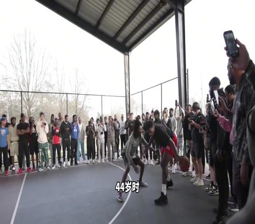 40歲參加美國國家隊(duì)！被譽(yù)為當(dāng)代喬丹的約翰遜有多強(qiáng)