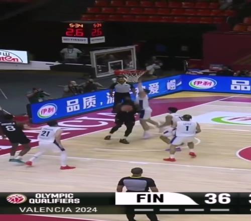 国际赛场重拳出击!感受一下FIBA版本的艾顿到底有多强硬