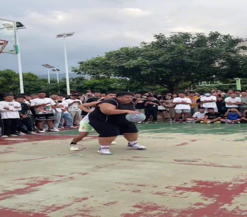 380斤的對(duì)抗！什么孫越不說(shuō)相聲改打籃球了