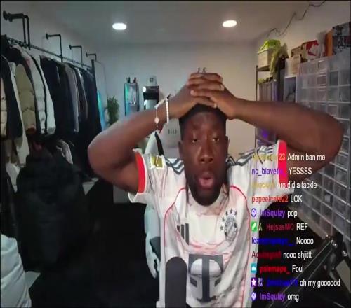 直播目睹穆西亚拉重伤,阿方索戴维斯吓得双手抱头