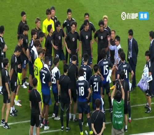 日本人日常！日本6比1大勝后森保一還把全隊拉來訓話