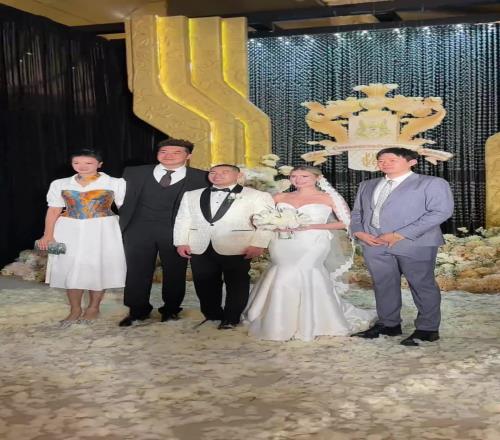 人均1米9跨國婚禮模特走秀現(xiàn)場吳冠希張常寧夫婦參加婚禮