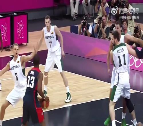 哪怕是在FIBA赛场,保罗这技术也是大杀器的存在