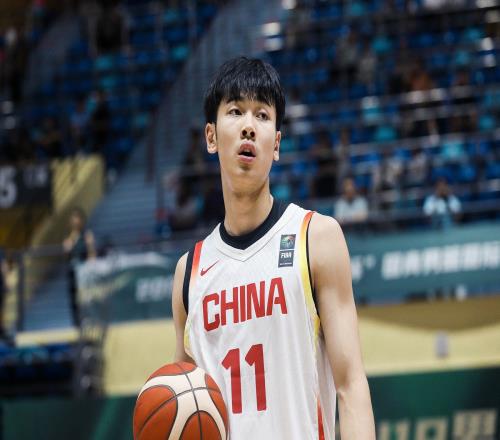 直播吧独家：希望之星张博源在新赛季恐不打CBA