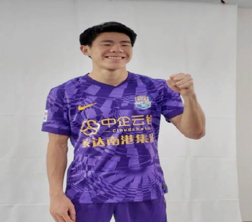 熟悉的戰(zhàn)袍，全新的伙伴！帶著新的印記并肩同行