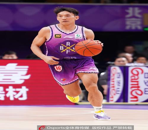 矣進(jìn)宏：杜鋒指導(dǎo)是幫助我最多最大的人男籃的教練里我最佩服他