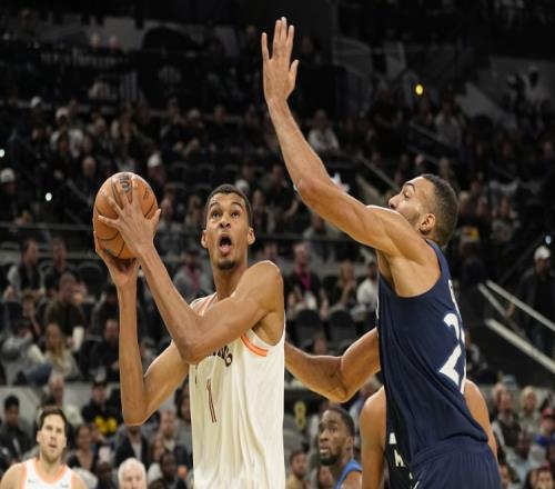 ESPN預(yù)測(cè)新賽季DPOY:文班大幅領(lǐng)先莫布里第二戈貝爾第五