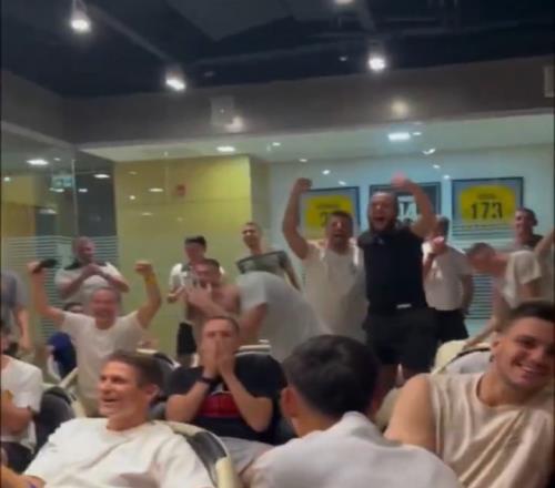 太開心了！歐冠主場抽到皇馬，凱拉特球員激動吶喊、抱頭不敢相信