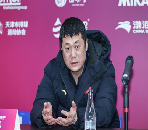 赵勇：中国女排队员的发挥一场比一场好要立足于自身的发挥