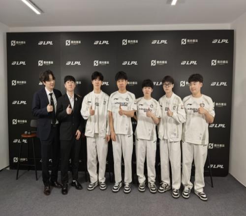 iG賽后群訪Rookie：BLG各方面實力還是非常厲害要好好保持狀態(tài)