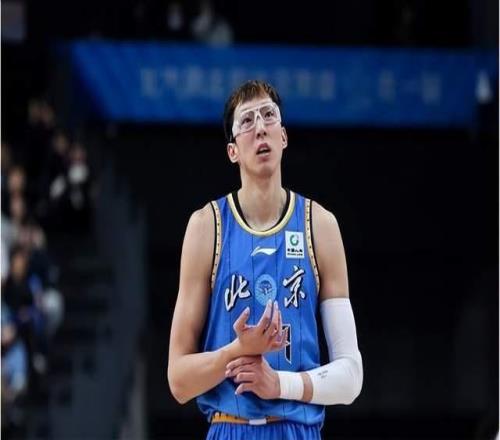 北京險勝江蘇依然凸顯隱患，被許利民批評的兩大球星，依舊很低迷