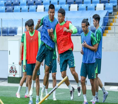 官方：北京國安與36歲老將王剛、池忠國續(xù)約