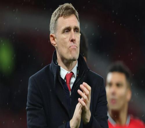 曼晚：曼聯(lián)對(duì)弗萊徹很滿意，他曾被邀請(qǐng)加入卡里克教練組