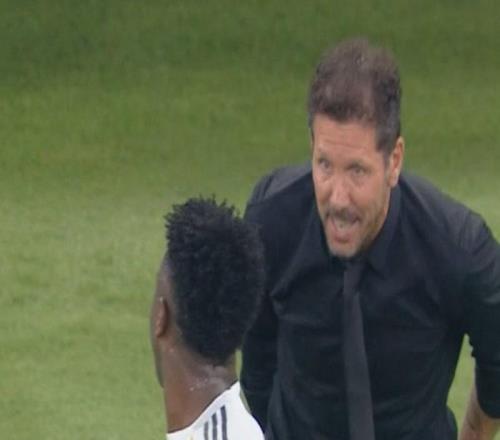 六臺：皇馬向西蒙尼表達(dá)了不滿，也對他的道歉感到滿意