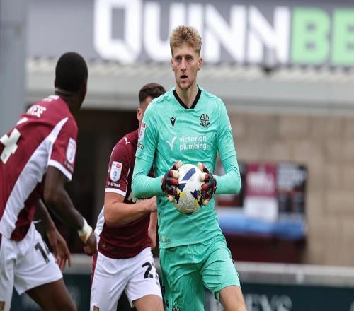 官方：切爾西從博爾頓流浪者召回外租門將沙曼洛