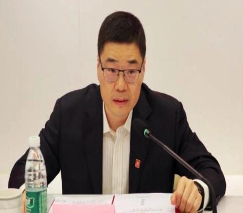 溫情滿分！楊瀚森隨開拓者探院獻(xiàn)愛心，NBA人文底蘊給CBA上一課