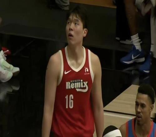 楊瀚森22分7板3助2帽，得分創(chuàng)新高！撕裂之城混音12399大勝俄克拉荷馬城藍