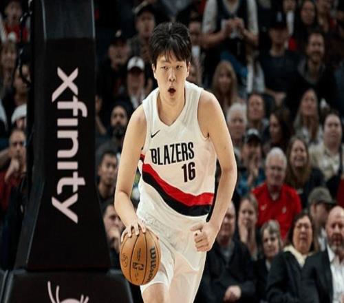 楊瀚森22分7板3助！生涯最佳一戰(zhàn)！狀元弗拉格受傷，西部格局改變