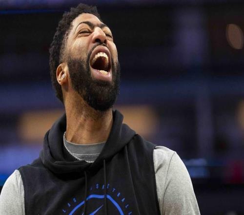 獨(dú)行俠隊(duì)工作人員：里奇保羅不會(huì)在戴維斯交易上“脅迫我們”