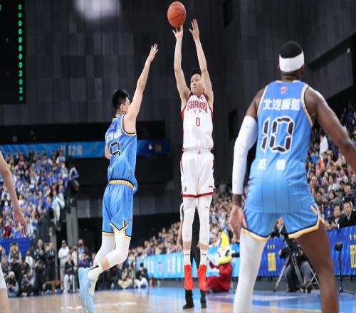 臨危受命！張寧末節8分忘我怒吼，媒體人：傷沒好利索主動請纓