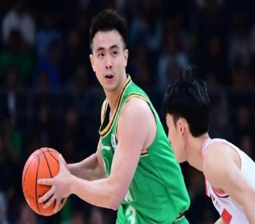 遼寧官方：趙繼偉今日戰(zhàn)新疆迎賽季首秀，此前因肌肉拉傷一直缺席