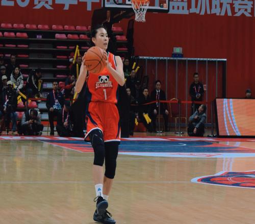 擊敗聯(lián)盟第1！中國(guó)女籃30歲王牌歸來5勝0負(fù)不?。簩m帥需重用她