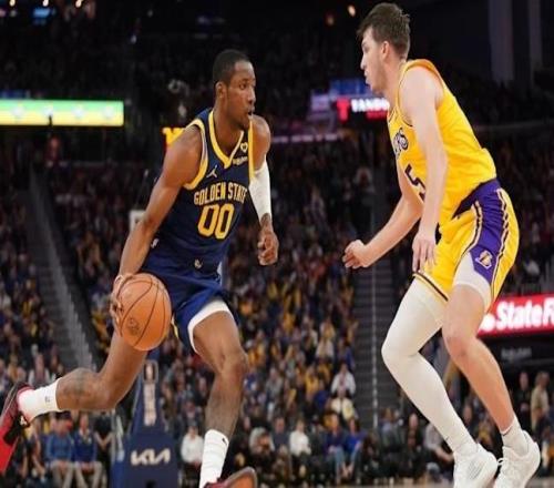 阿里纳斯：勇士搞砸了库明加的价值，他换不回里夫斯这样的球员