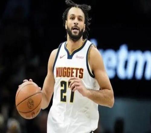 約基奇不在穆雷場均25+10+5這表現(xiàn)還不能為他爭得一次全明星