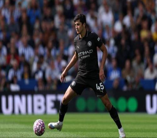 21歲胡桑諾夫未出戰(zhàn)U23亞洲杯，烏茲比賽下半場時他將首發(fā)出戰(zhàn)曼市德比