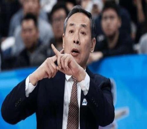 4战3负！60岁老帅又遇大麻烦，接下来5个对手，有4个是“硬茬子”