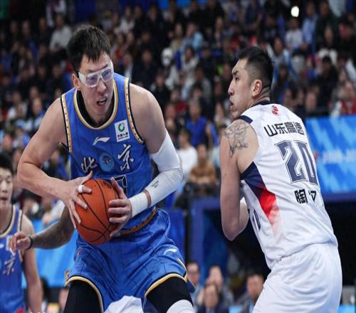 周琦眼睛再次受傷，李添榮復(fù)出只差1步，遼籃水貨外援拉傷大腿